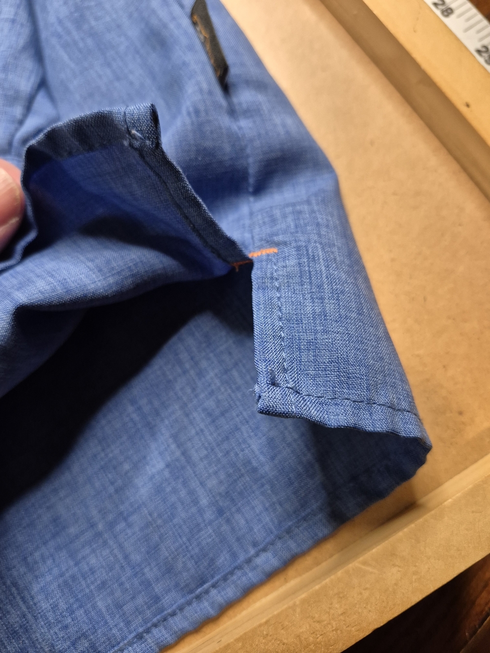 Orvis Men’s Bright Blue Button-Down Shirt 4641/4 - Picture 7 of 15